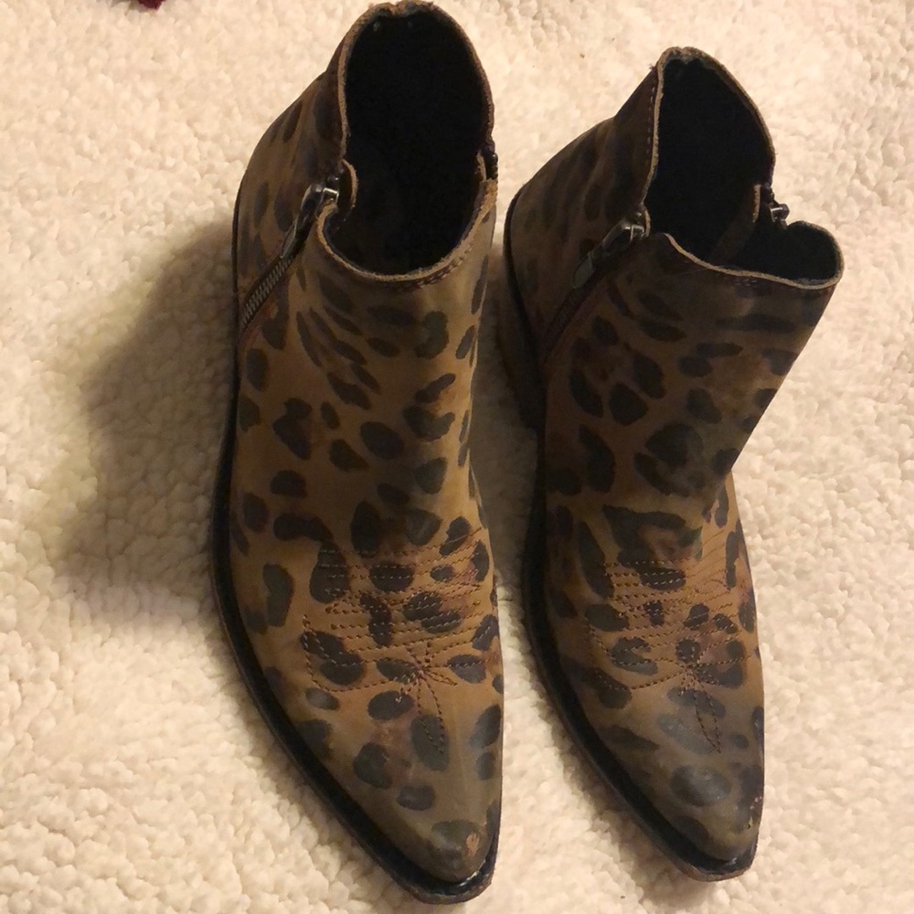 Liberty Black boots